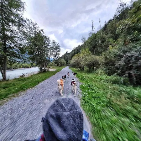 アパート Sunnseita